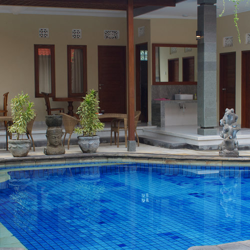 Hotel Flamboyan Pool